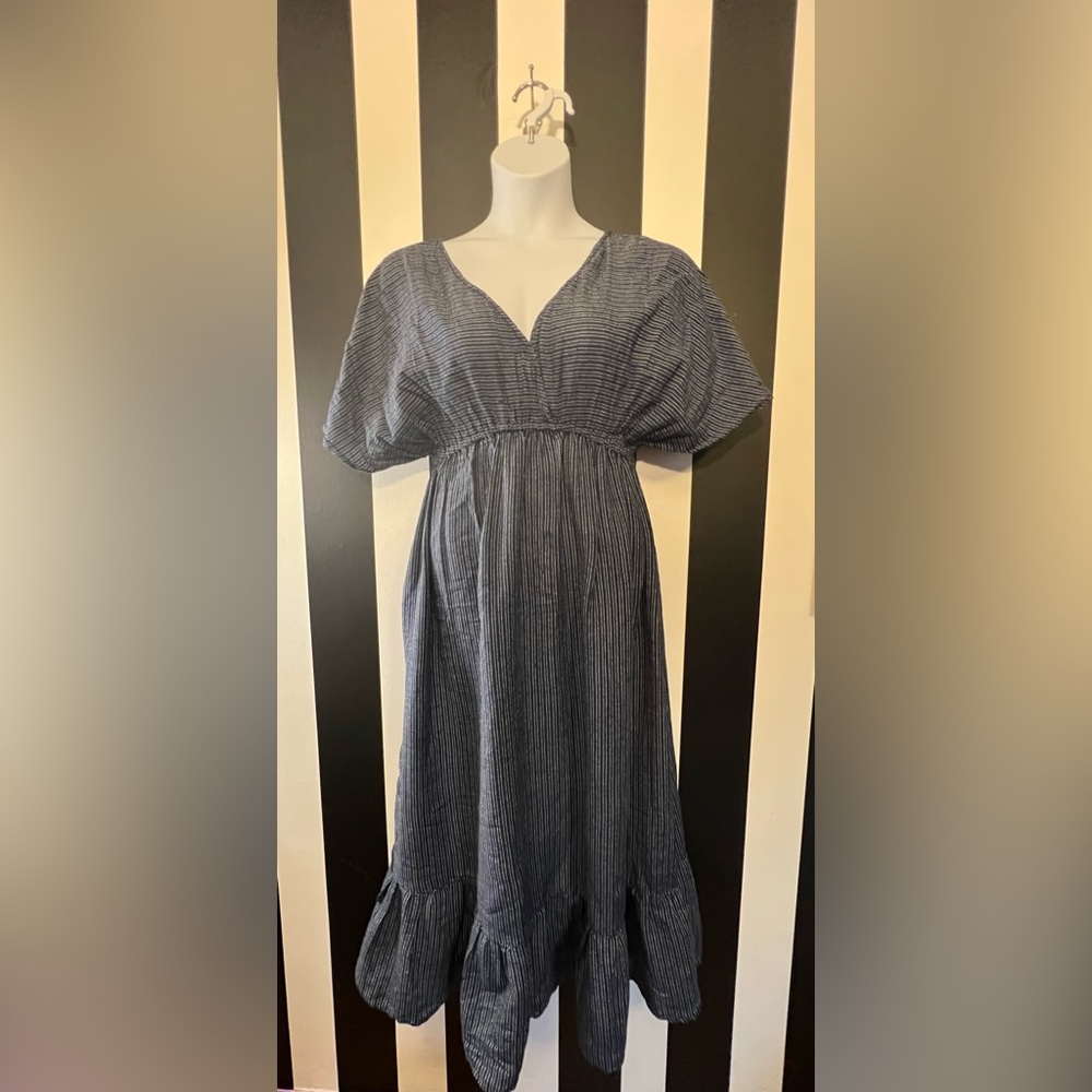 World Market Navy Striped Low V-Neck Ruffle Hem Pull-On Dress; Sz S/M